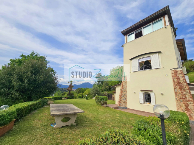 Villa in vendita a Massarosa