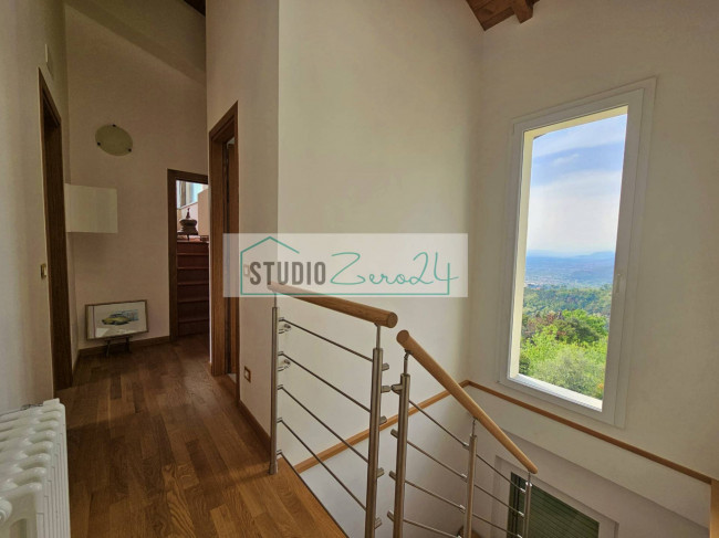 Villa in vendita a Massarosa