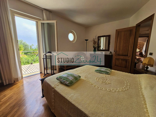 Villa in vendita a Massarosa