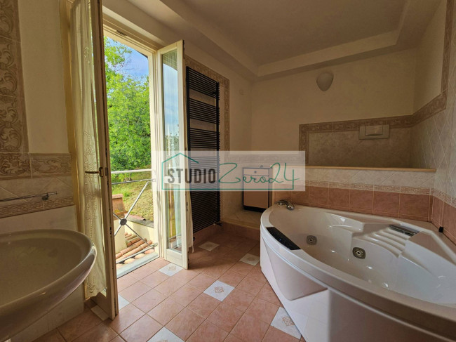 Villa in vendita a Massarosa