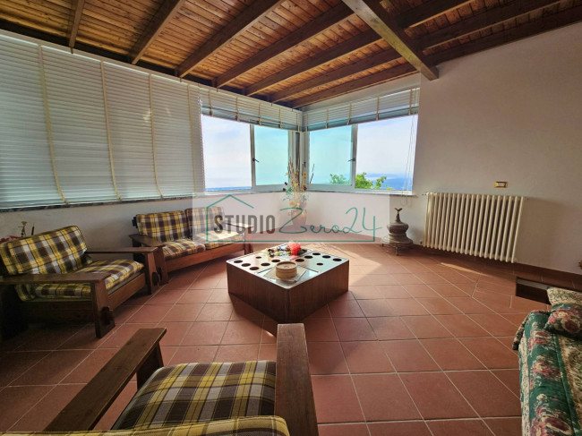 Villa in vendita a Massarosa