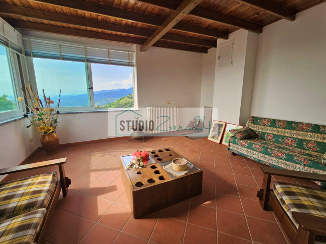 Villa in vendita a Massarosa