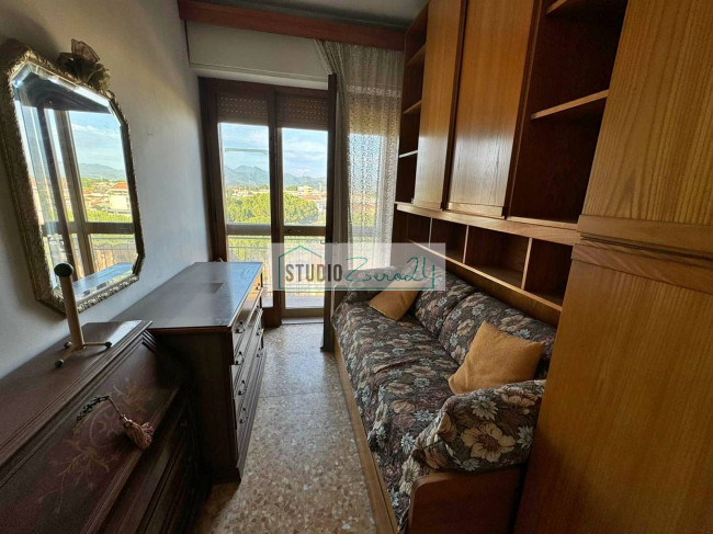 Appartamento in vendita a Viareggio