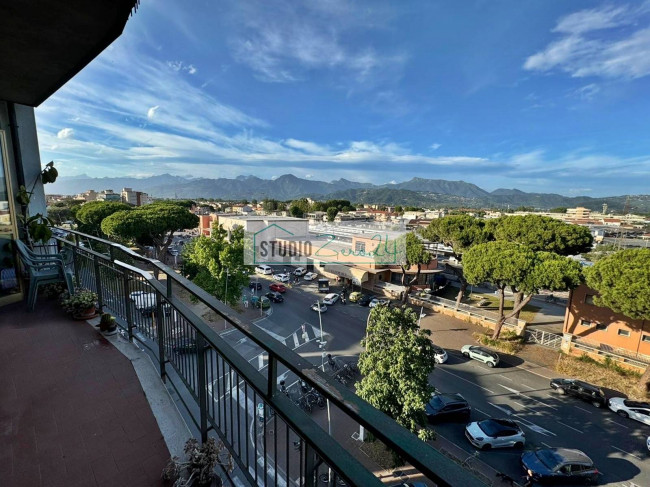 Appartamento in vendita a Viareggio