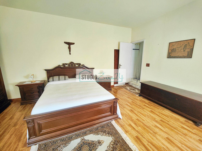 Casa singola in vendita a Seravezza