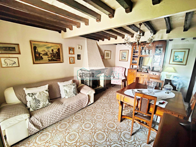 Casa singola in vendita a Seravezza