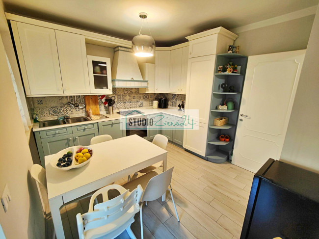 Villette a schiera in vendita a Seravezza