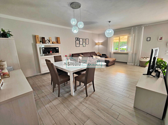 Villette a schiera in vendita a Seravezza