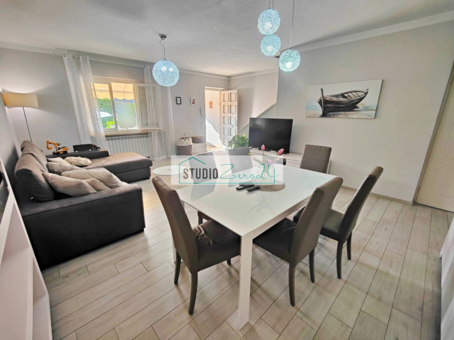 Villette a schiera in vendita a Seravezza