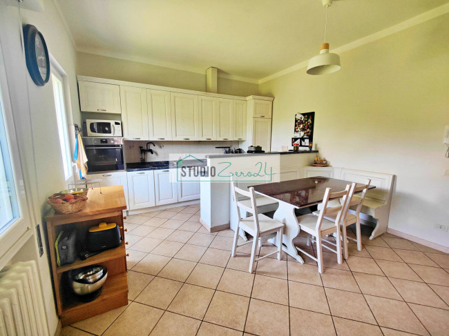 Villa in vendita a Seravezza