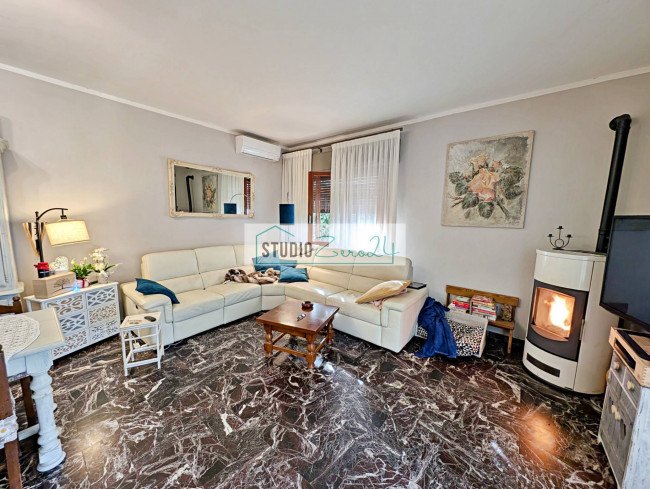 Villa in vendita a Pietrasanta