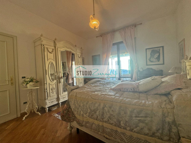 Appartamento in vendita a Viareggio