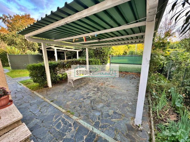 Villette a schiera in vendita a Pietrasanta