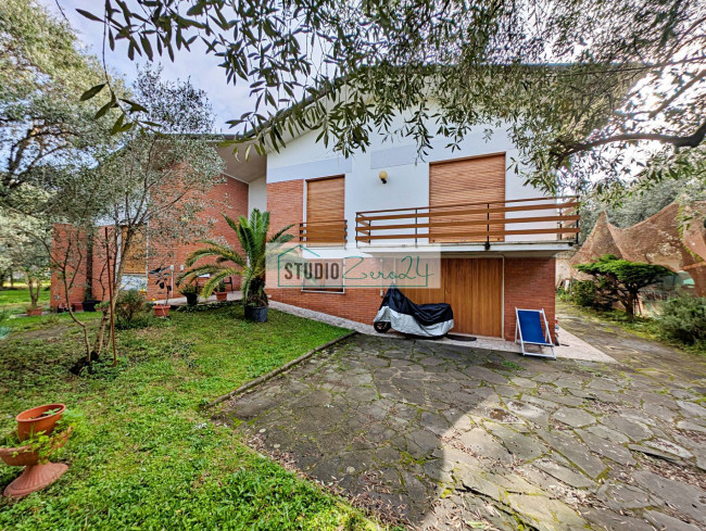 Villa in vendita a Seravezza