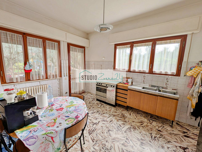 Villa in vendita a Seravezza