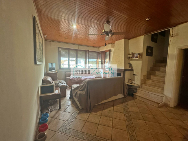 Villette a schiera in vendita a Massarosa