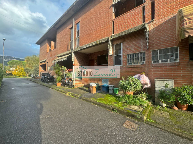 Villette a schiera in vendita a Massarosa