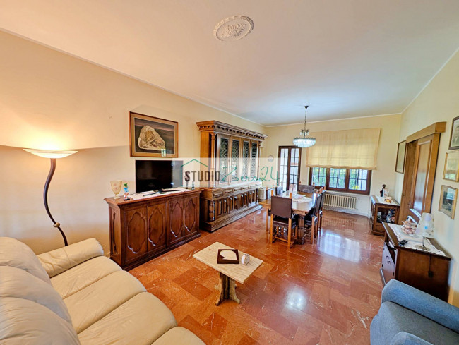 Villa in vendita a Pietrasanta