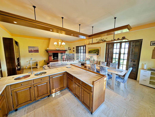 Villa in vendita a Pietrasanta