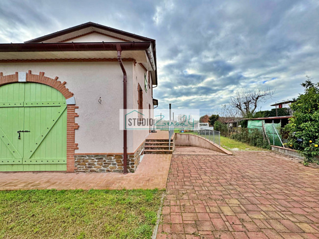 Villa in vendita a Pietrasanta