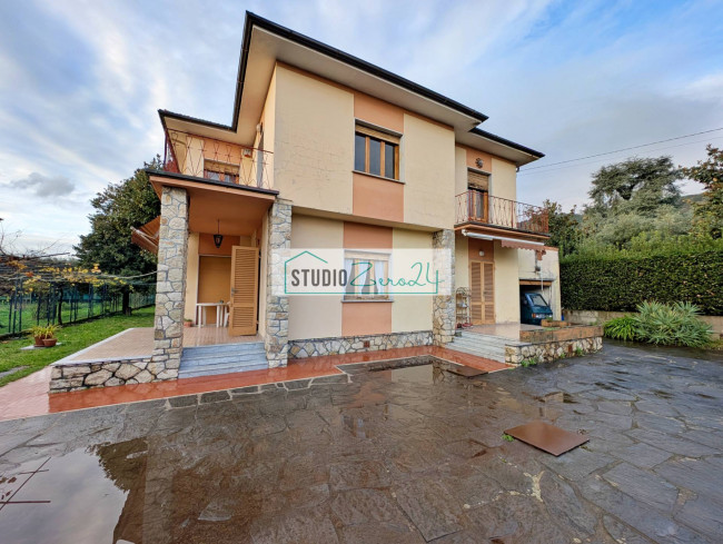 Casa singola in vendita a Seravezza