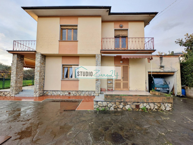 Casa singola in vendita a Seravezza