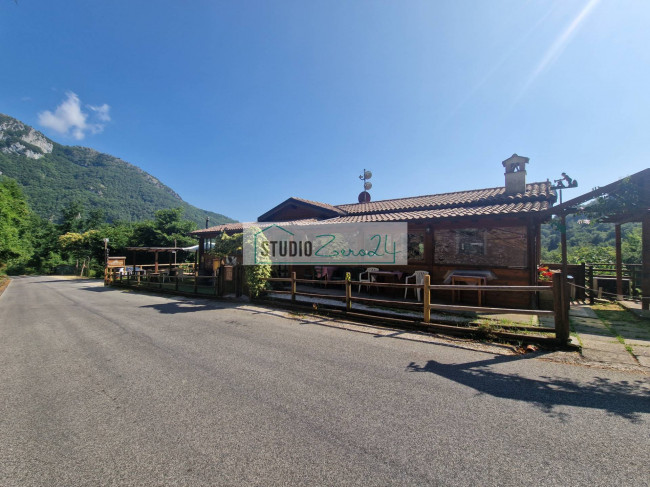 Attività commerciale in vendita a Camaiore