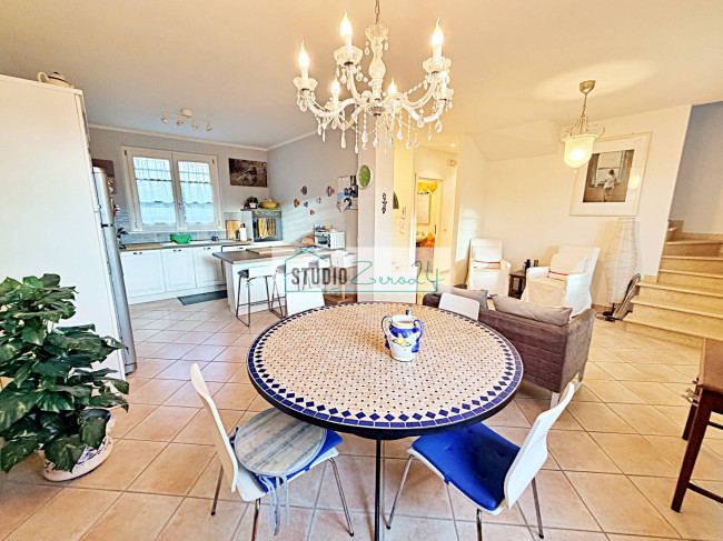 Villette a schiera in vendita a Pietrasanta