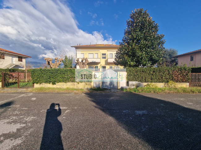 Appartamento in vendita a Camaiore