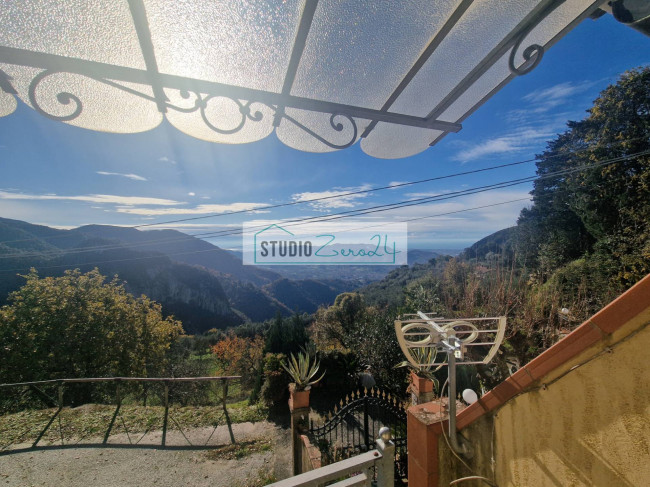 Casa singola in vendita a Camaiore