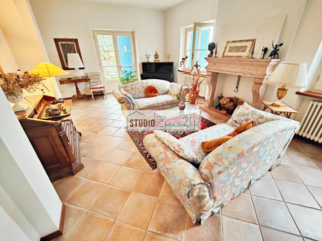 Villa in vendita a Pietrasanta