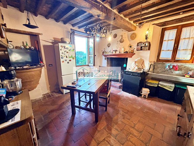 Casale in vendita a Pietrasanta