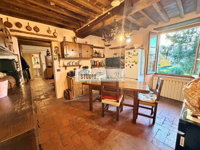 Casale in vendita a Pietrasanta