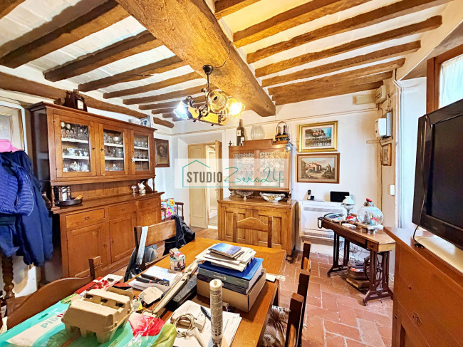 Casale in vendita a Pietrasanta