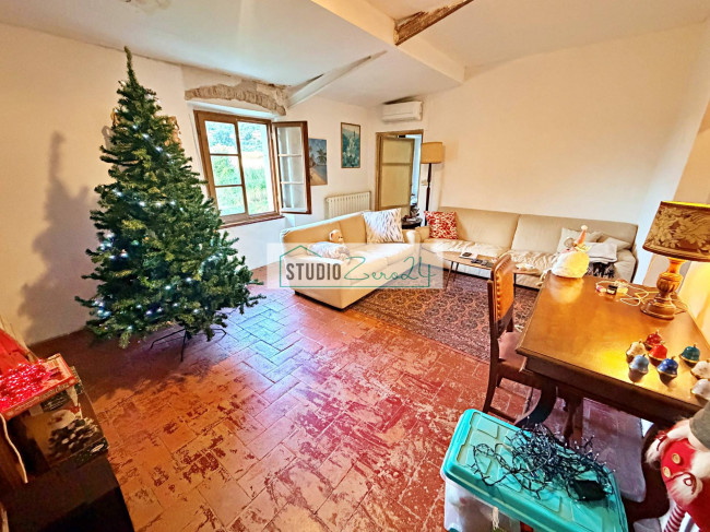 Casale in vendita a Pietrasanta