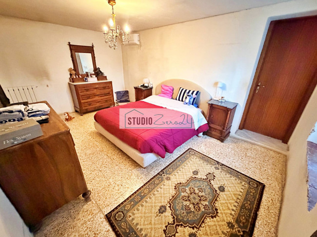 Casale in vendita a Pietrasanta