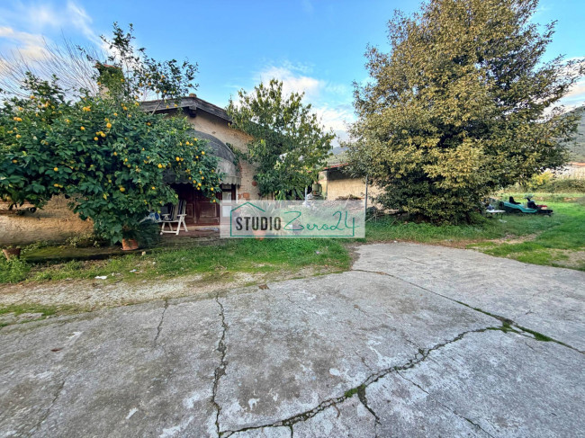 Casale in vendita a Pietrasanta