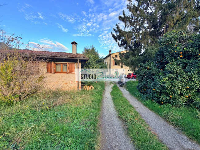 Casale in vendita a Pietrasanta