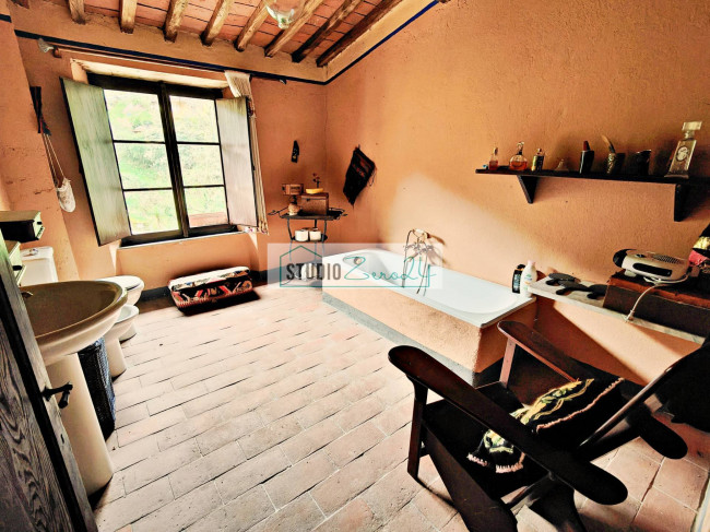 Casa singola in vendita a Stazzema