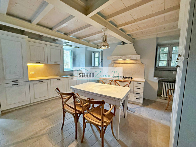 Cielo Terra in vendita a Seravezza