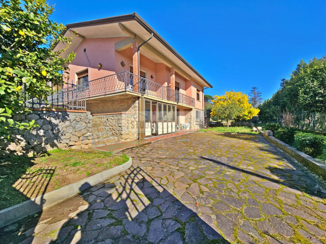 Villa in vendita a Massarosa