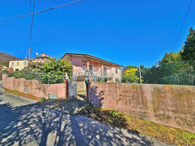 Villa in vendita a Massarosa