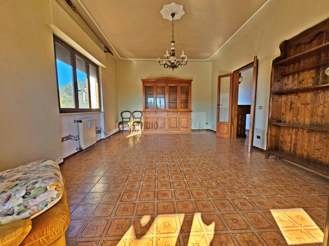 Villa in vendita a Massarosa