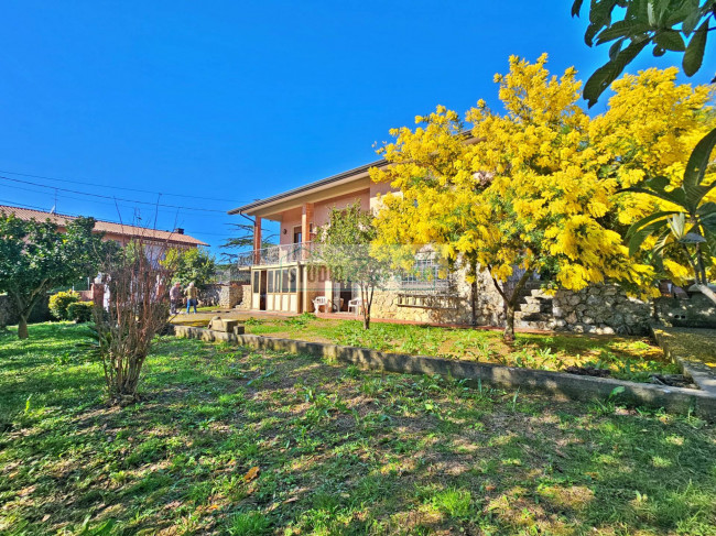 Villa in vendita a Massarosa