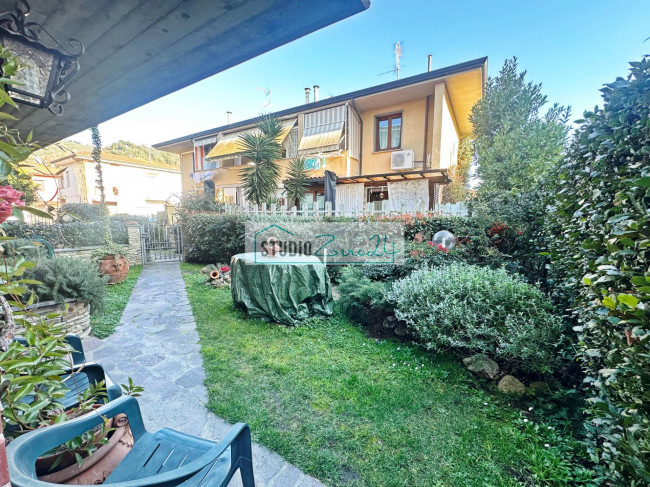 Casa singola in vendita a Massarosa