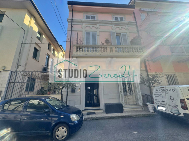 Casa singola in vendita a Viareggio