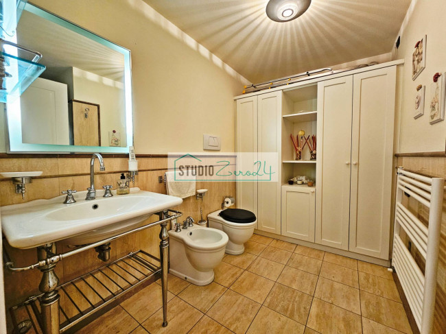 Appartamento in vendita a Viareggio