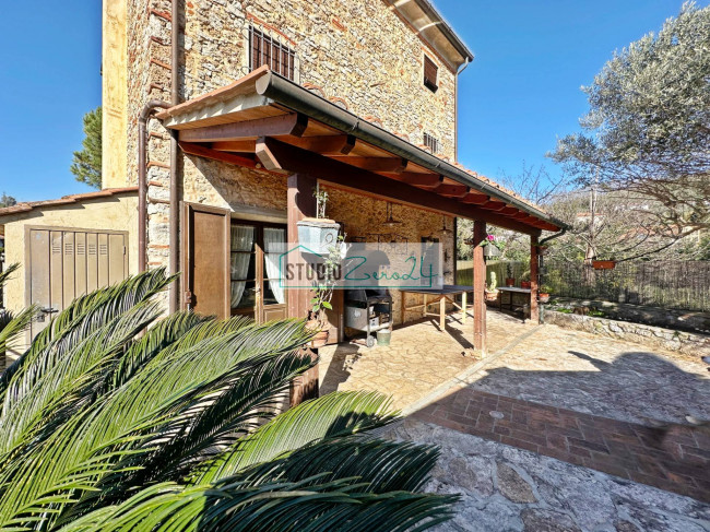 Casa singola in vendita a Massarosa