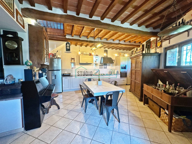 Casa singola in vendita a Massarosa