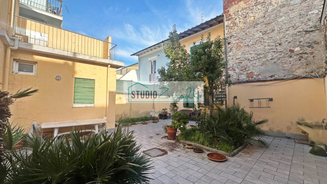 Casa singola in vendita a Viareggio